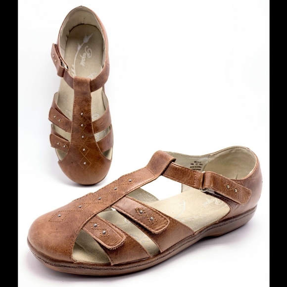 Propet Shoes - Propet Cayanne 10W Brown Leather Fisherman Sandals